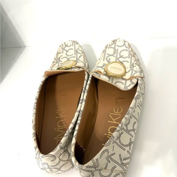 Calvin Klein Women’s Leone Loafer Authentic with CK leather Canvas - Picture 1 of 4